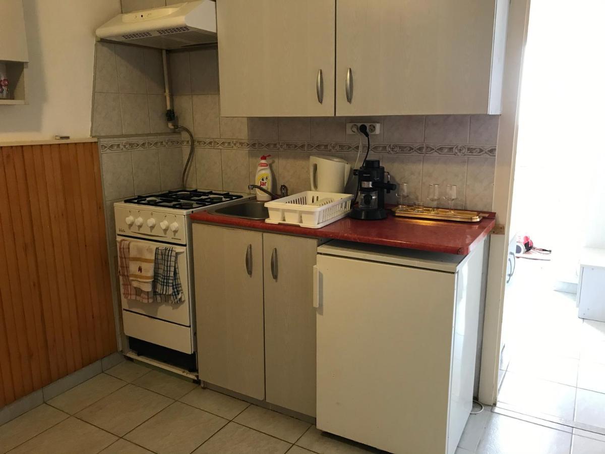 Mentha House Apartment Gyöngyös Екстериор снимка